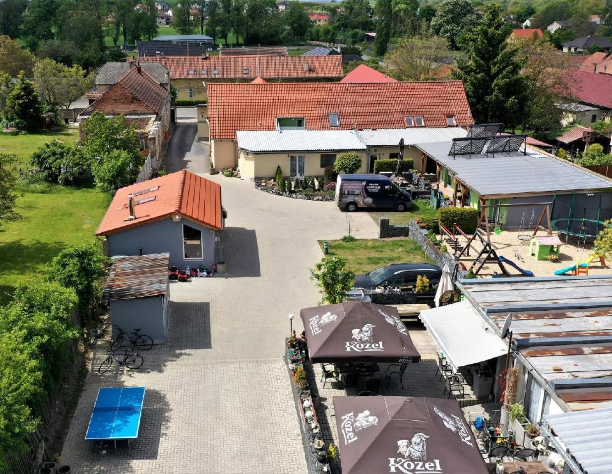 Penzion Kotvas Milovice  Dış mekan fotoğraf